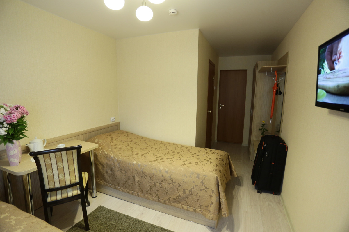 Отель Астра