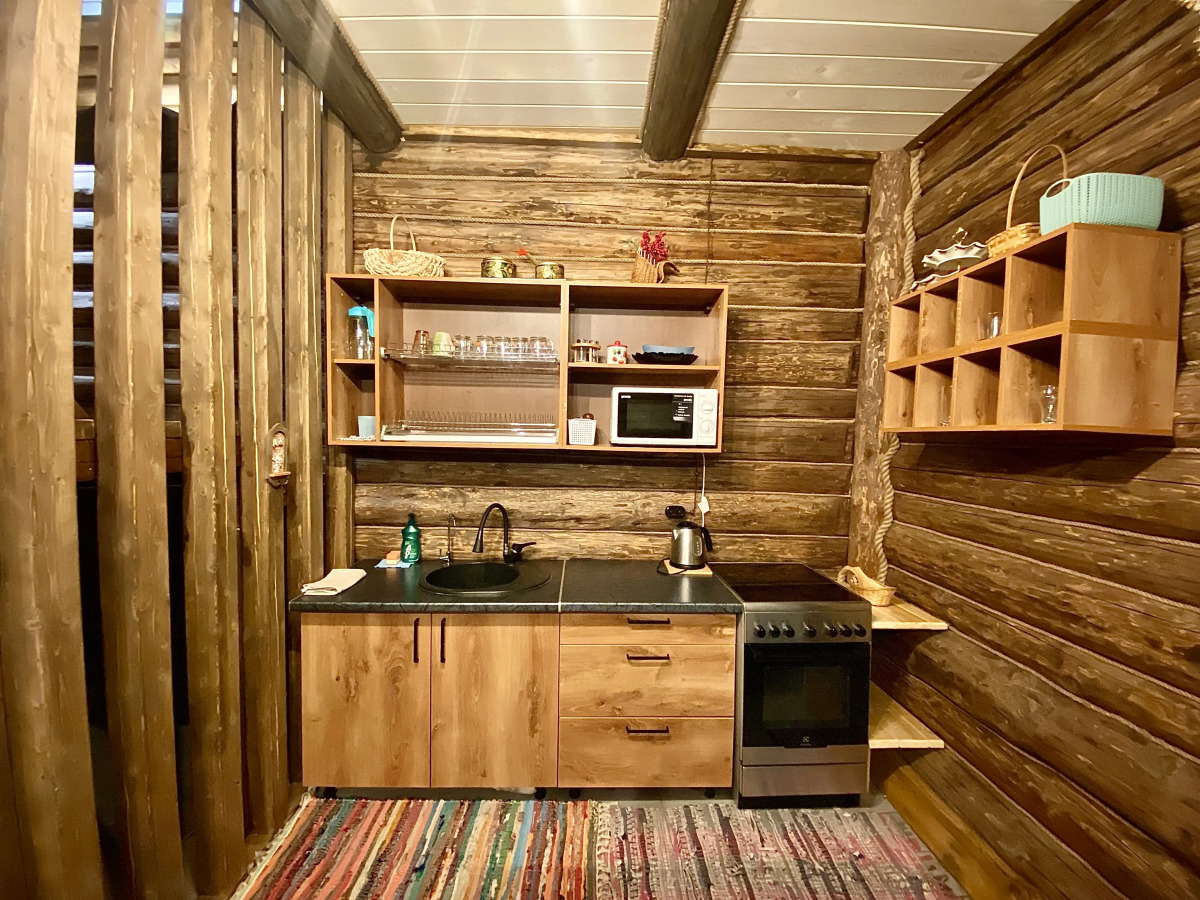 Гостевой дом Избушки guestHouse Маленькая