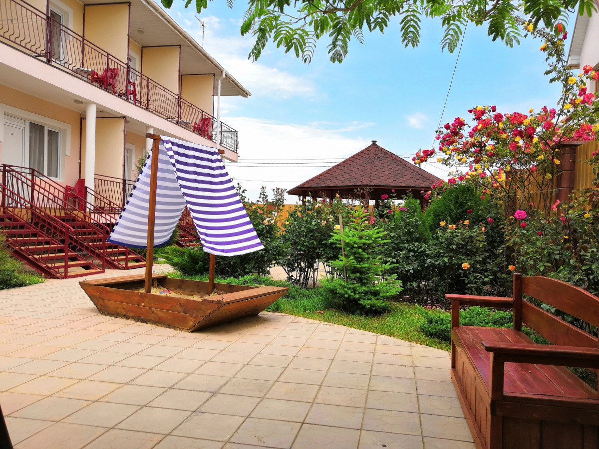 Гостевой Дом Уютный Дворик