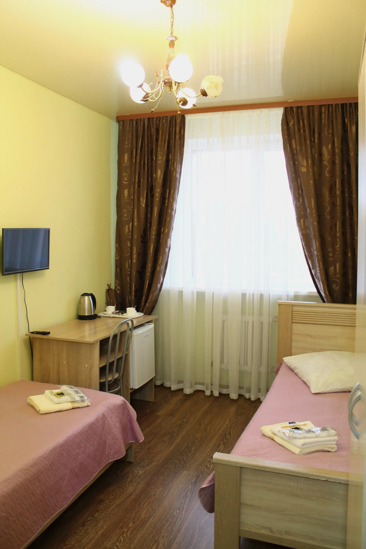 Мебелированные комнаты Медвежонок