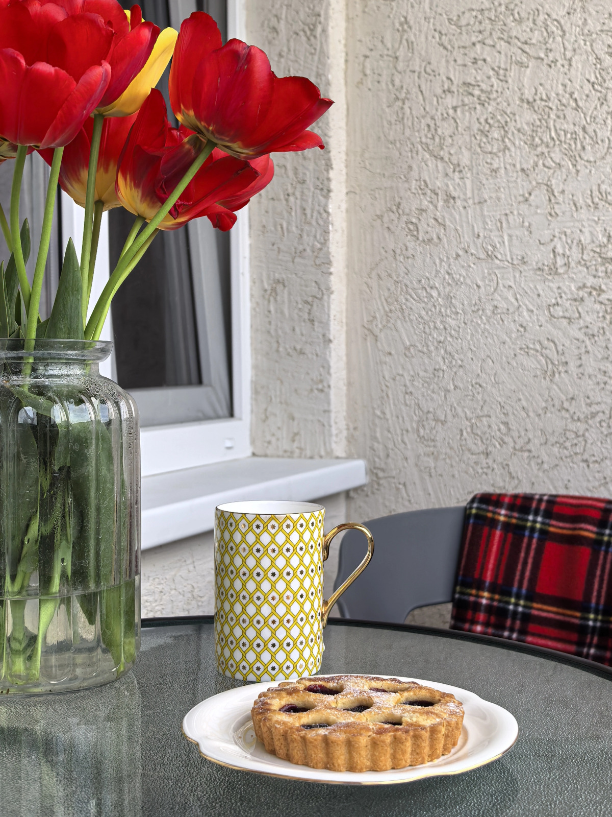 Апартаменты 2-х комнатные с видом на планету Земля