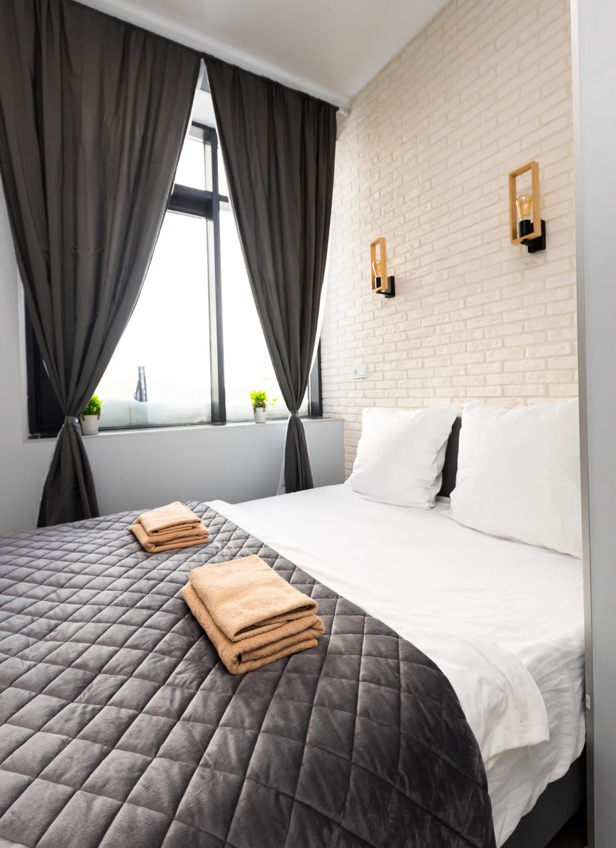 Апартаменты Лес 207/1