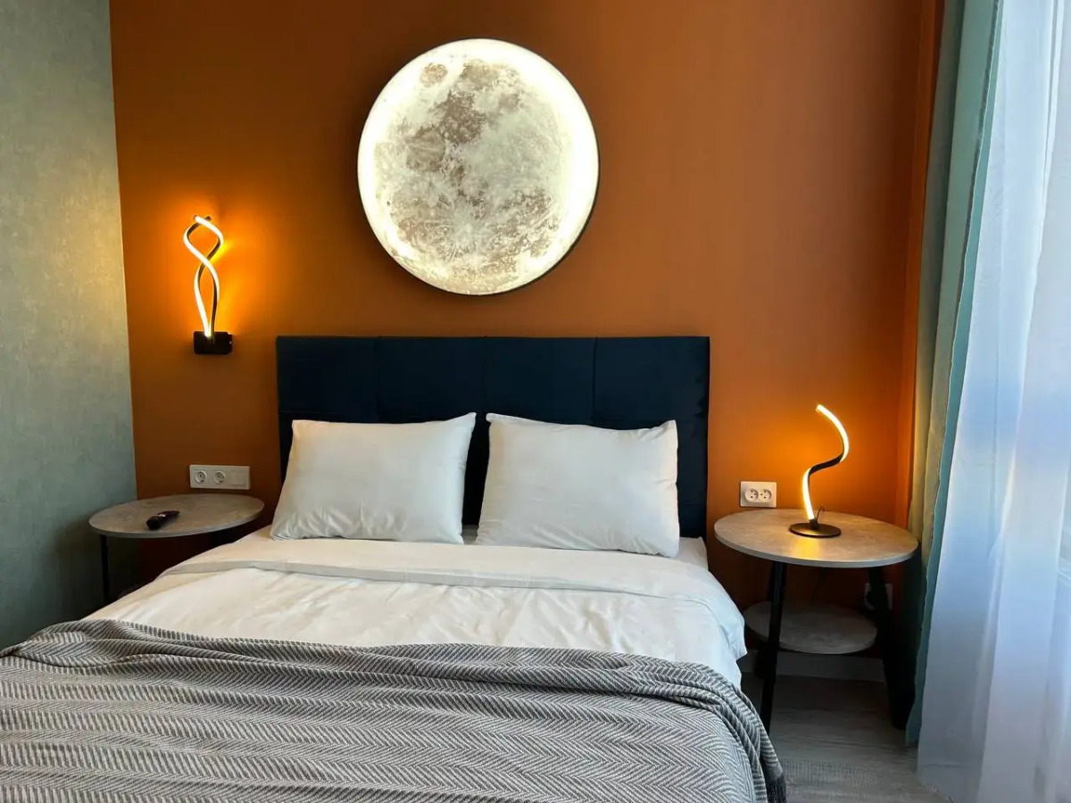 Апартаменты Moon Tower  стильная студия в центре