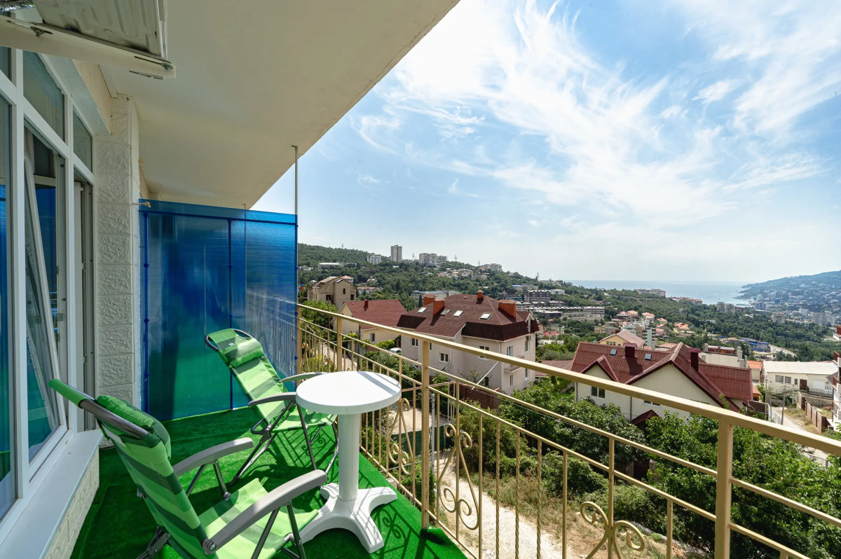 Гостевой дом Над Ялтой