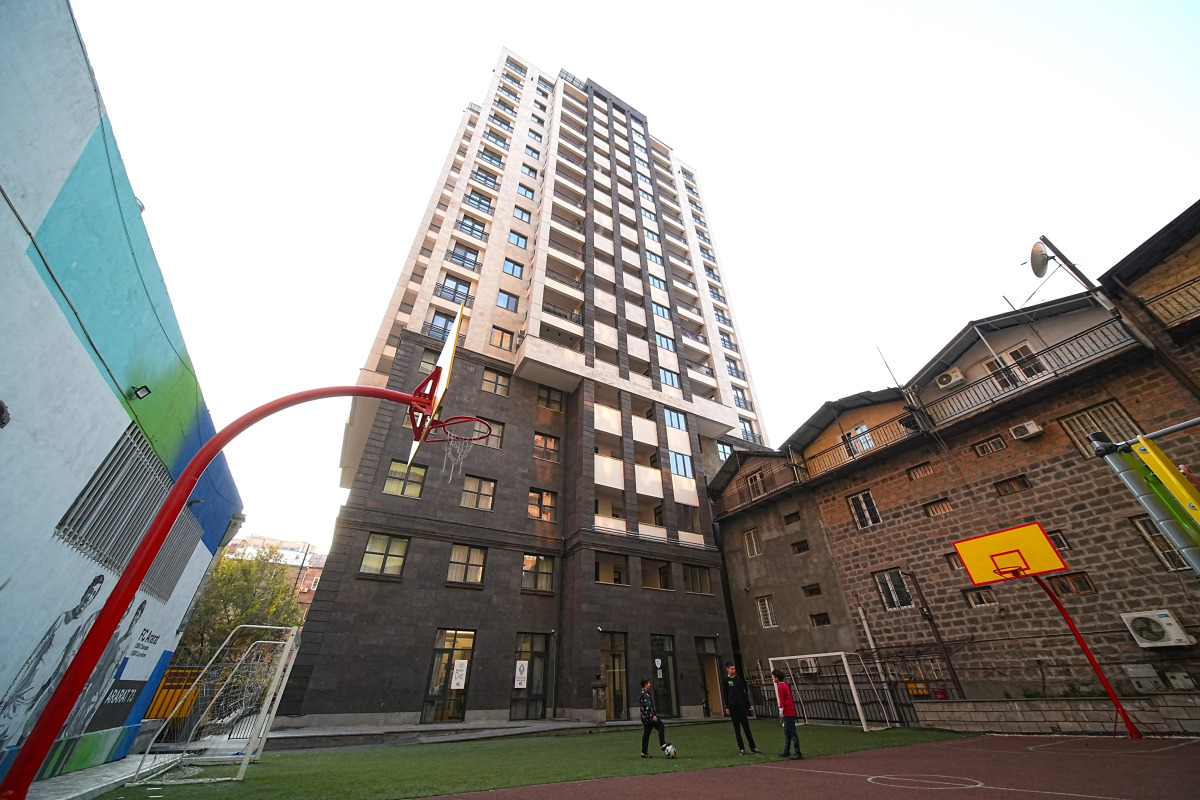 Апартаменты улучшенные с балконом от Sweet Home