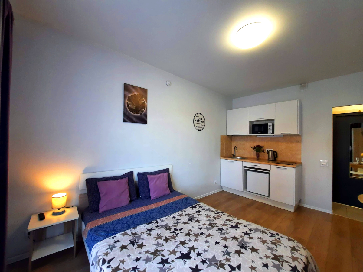 Апартаменты Вторая Студия на Ларюшина 4/2