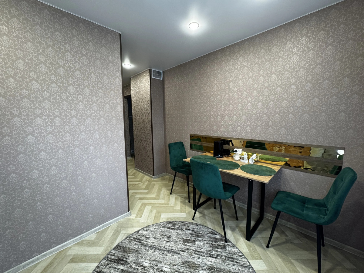 Квартира посуточно Енисейская 54А