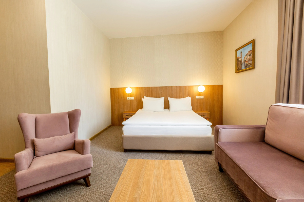 Отель Valeri Classic