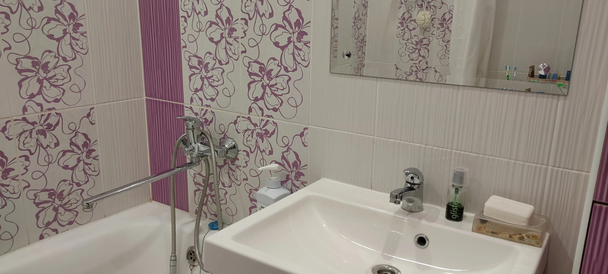 Квартира двухкомнатная в тихом центре