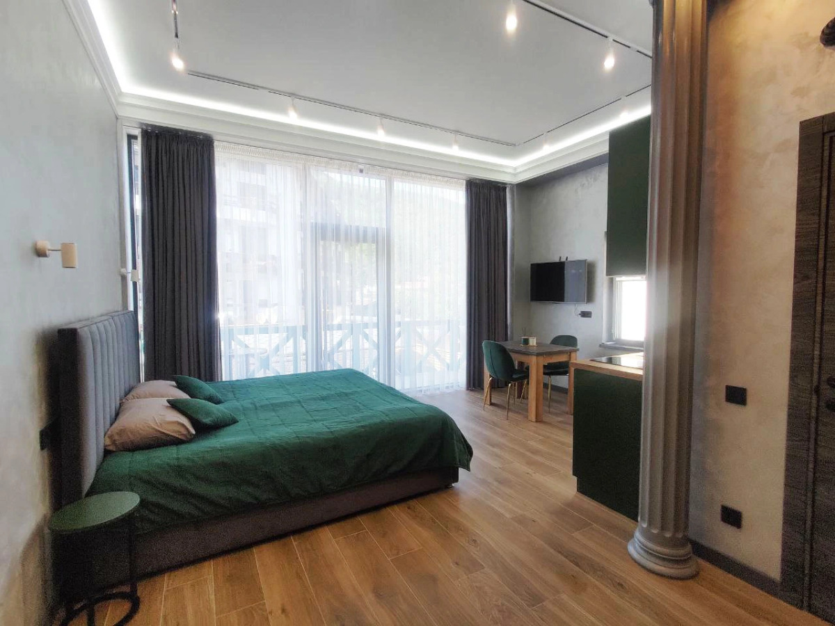 Апартаменты Студия с Панорамным Видом на Защитников Кавказа 114