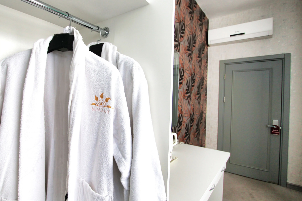 Отель Sunday Boutique