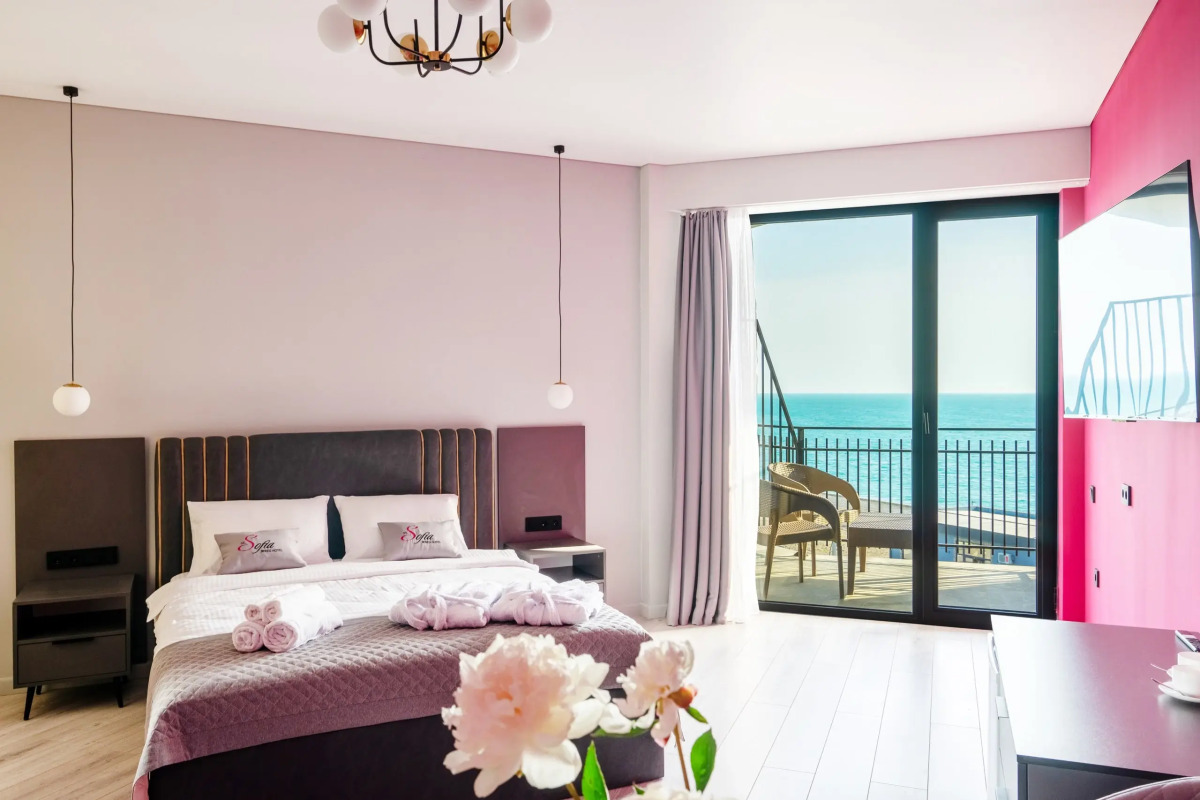 Отель  Берег Святой Софии