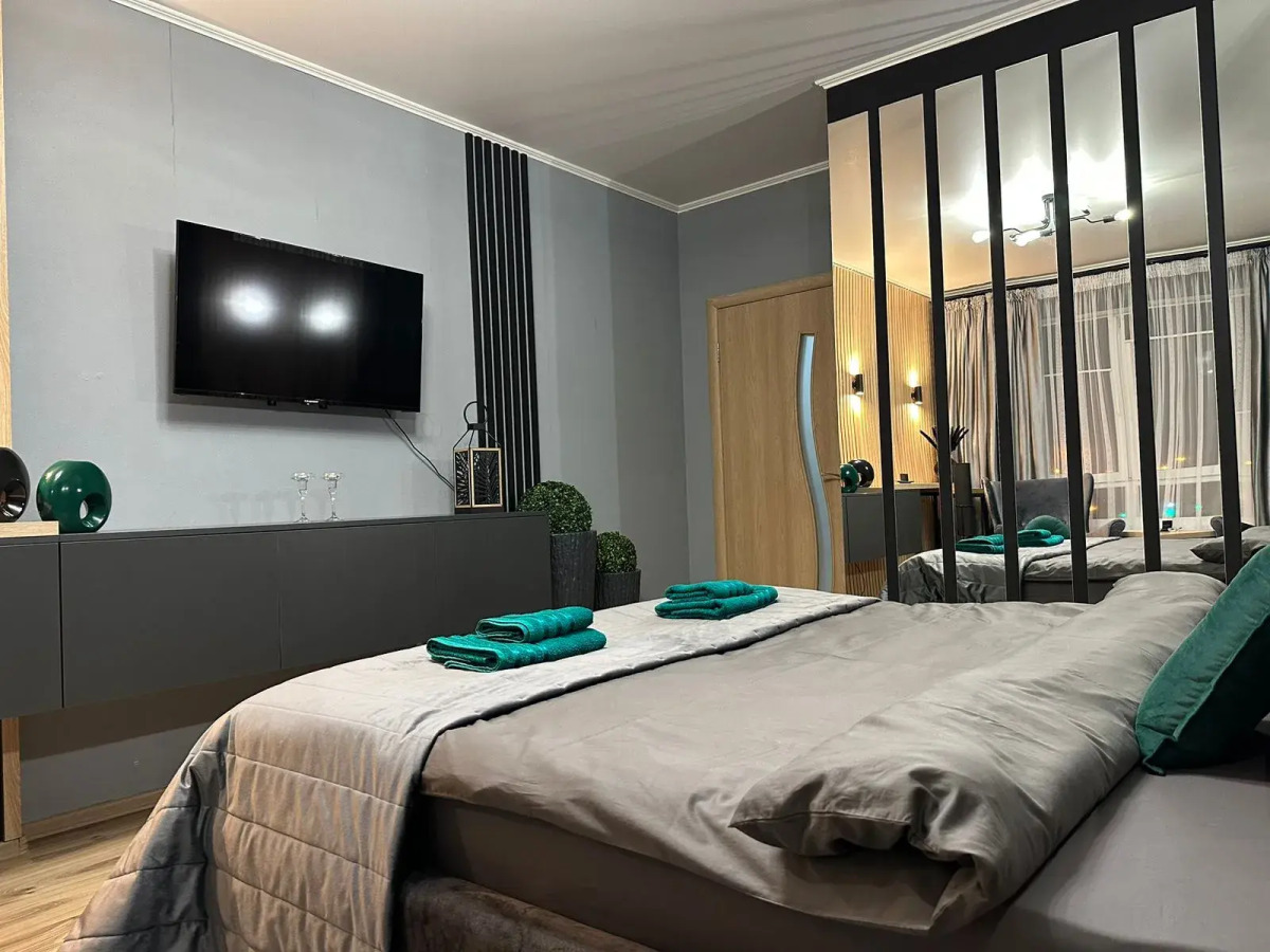 Квартира класса комфорт плюс с видом на реку в центре Рыбной деревни, остров Канта