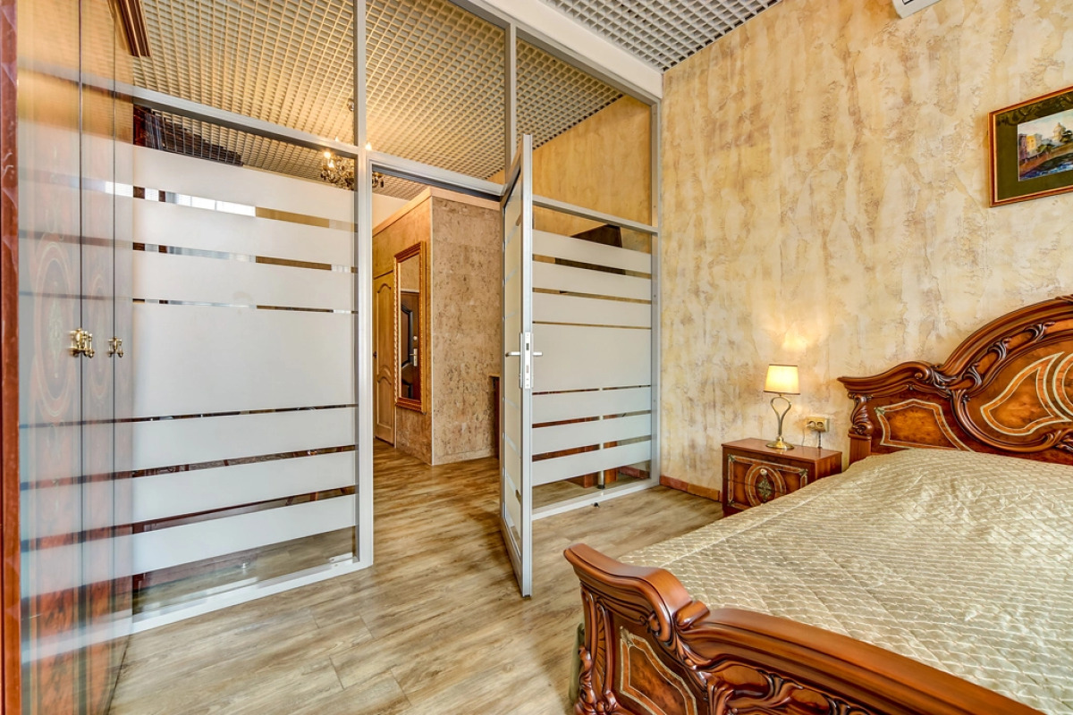 Апартаменты Кирочная 12