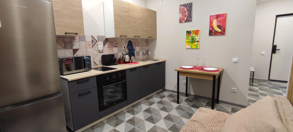 Апартаменты еЖИВИка Автомобилистов 13