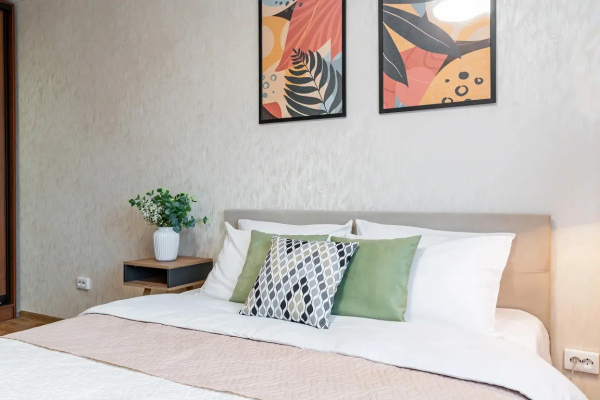 Квартира у парка Галицкого Апарт-Отелика на Героев Разведчиков