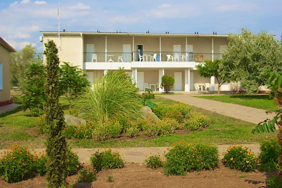 Отель Солнечный берег