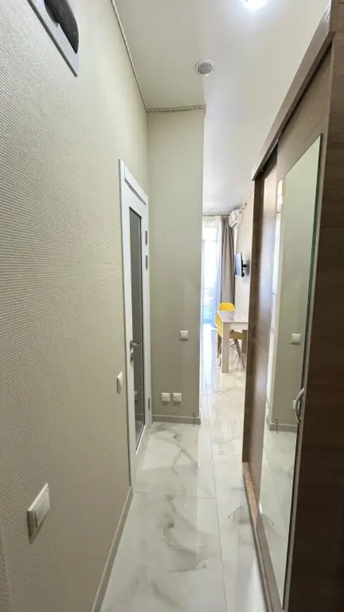 Квартира с террасой у моря