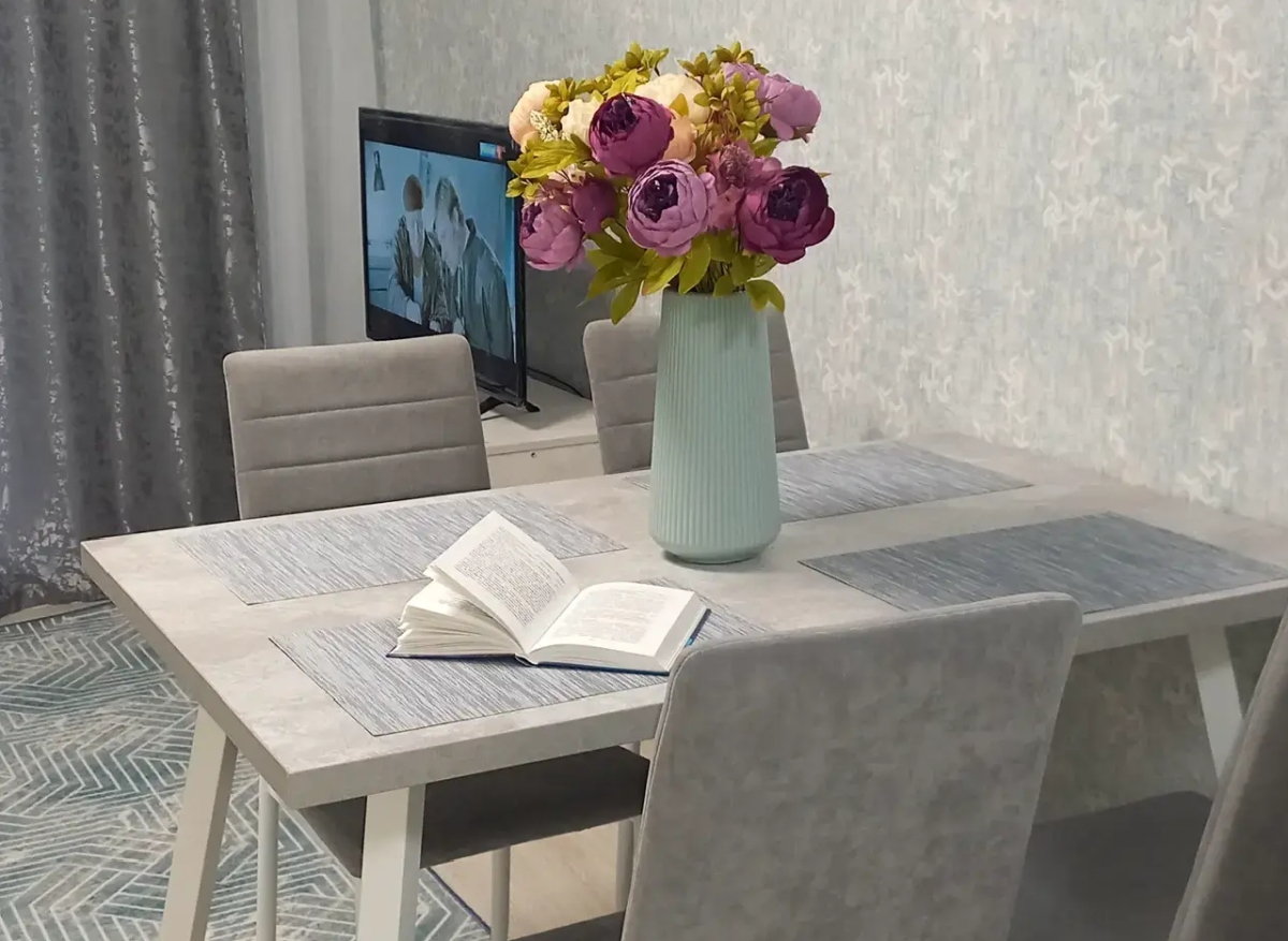 Апартаменты Монтана до 4 Чел на Возрождения 51 Пятница Сеть Посуточных Квартир