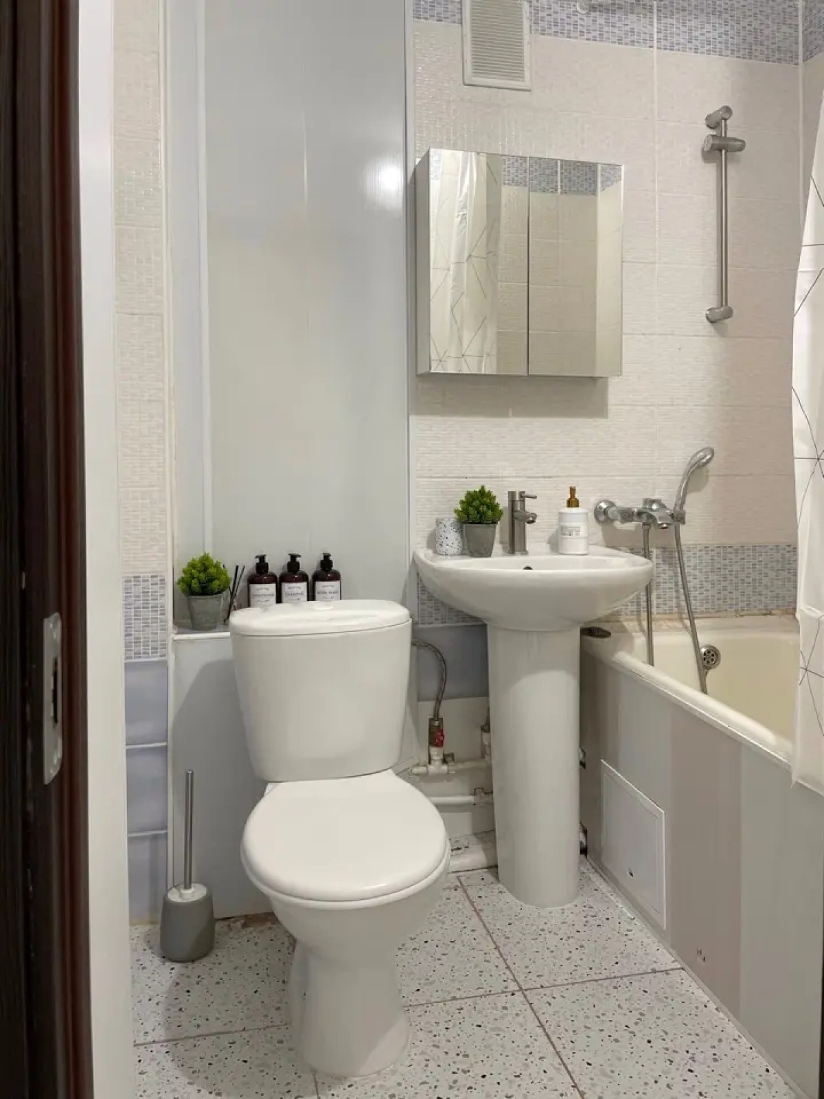 Апартаменты на Улице Десятинная 10