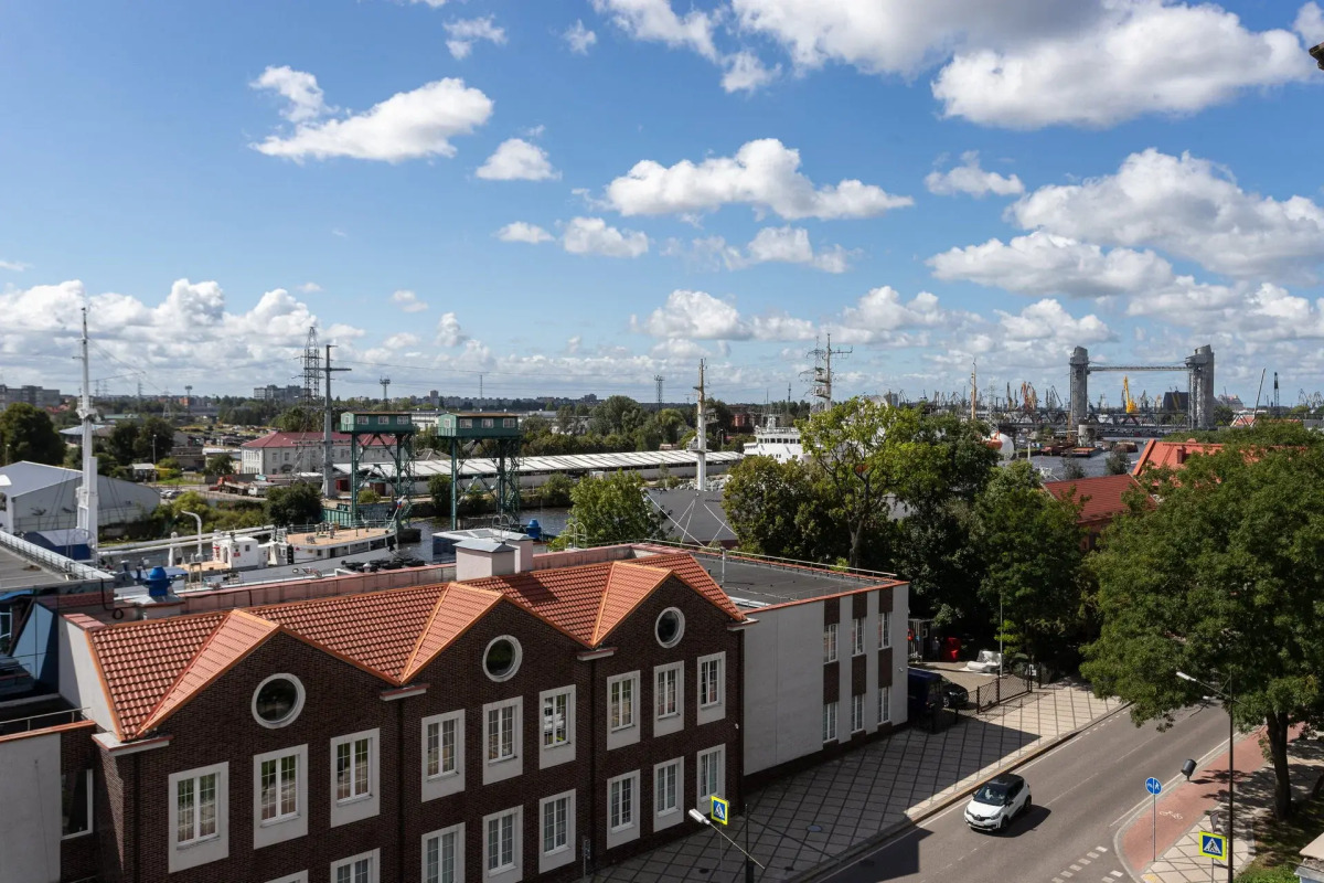 Квартира на набережной