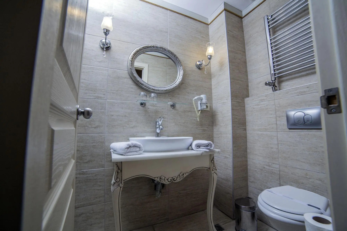 Отель HHK Hotel