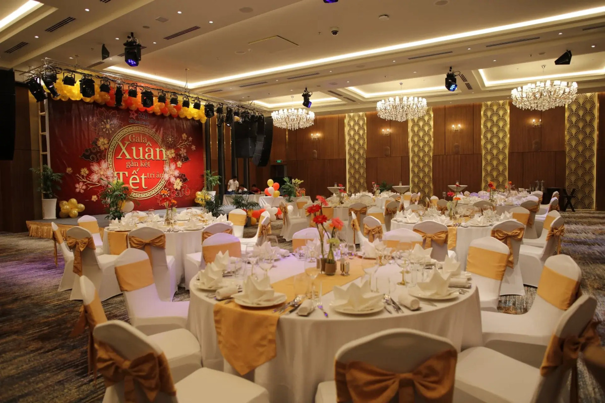 Курортный Отель Wyndham Grand KN Paradise Cam Ranh