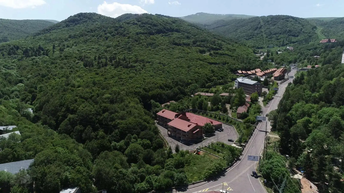 Отель Цахкаовит