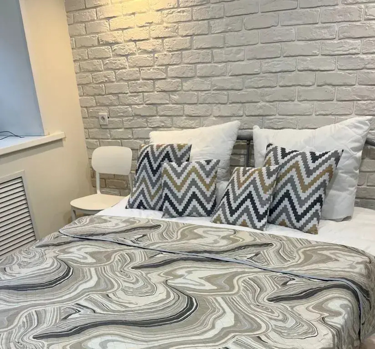 Апартаменты с отдельным входом Neoclassic