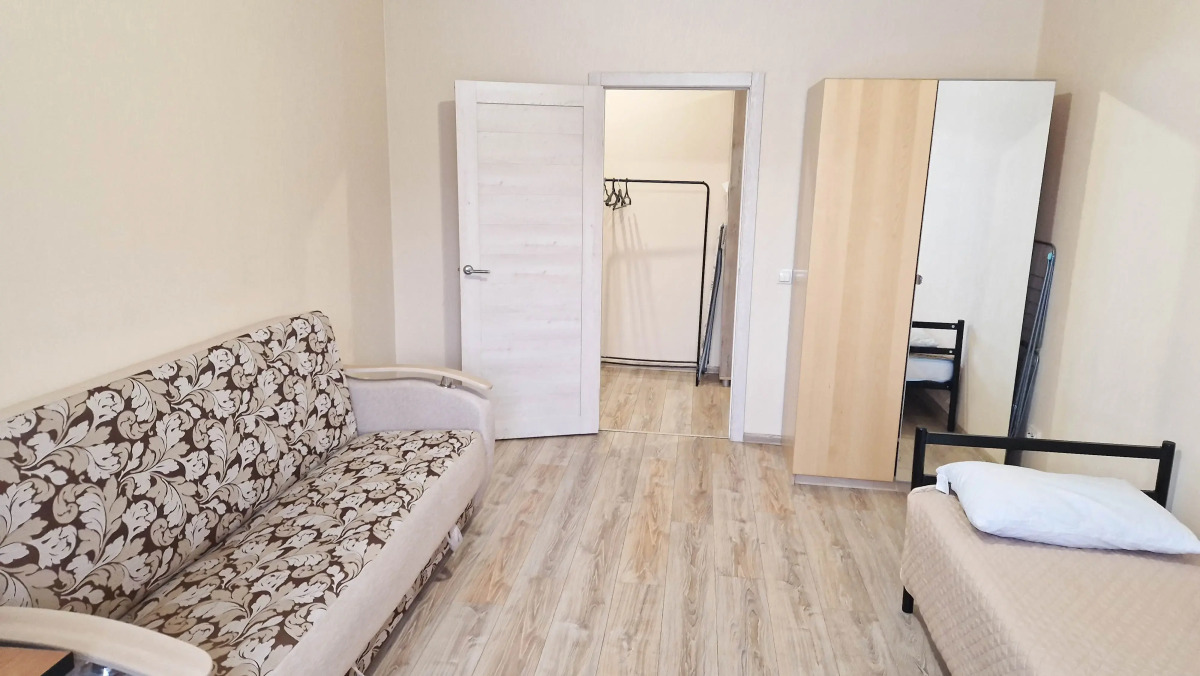 Квартира Микрорайон Солнечный 3