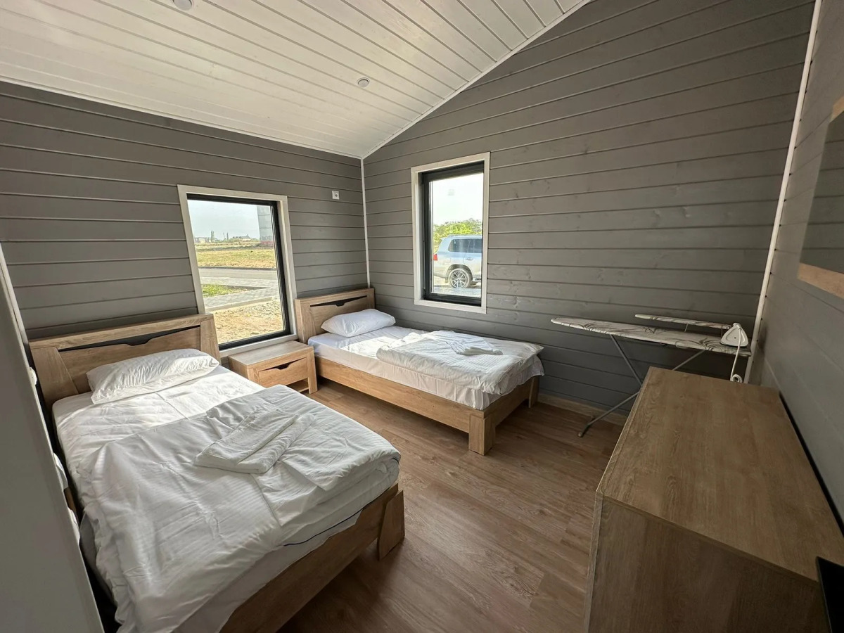 Коттеджи Золотые пески