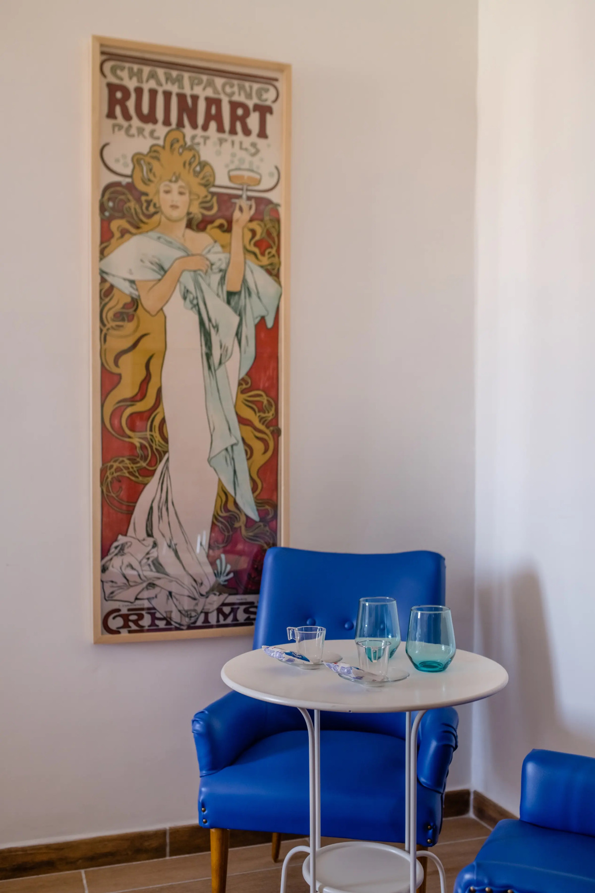 Naro Suites and Rooms