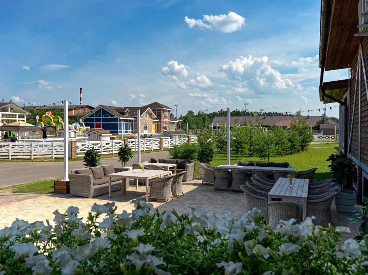 Отель Хорсека Резорт