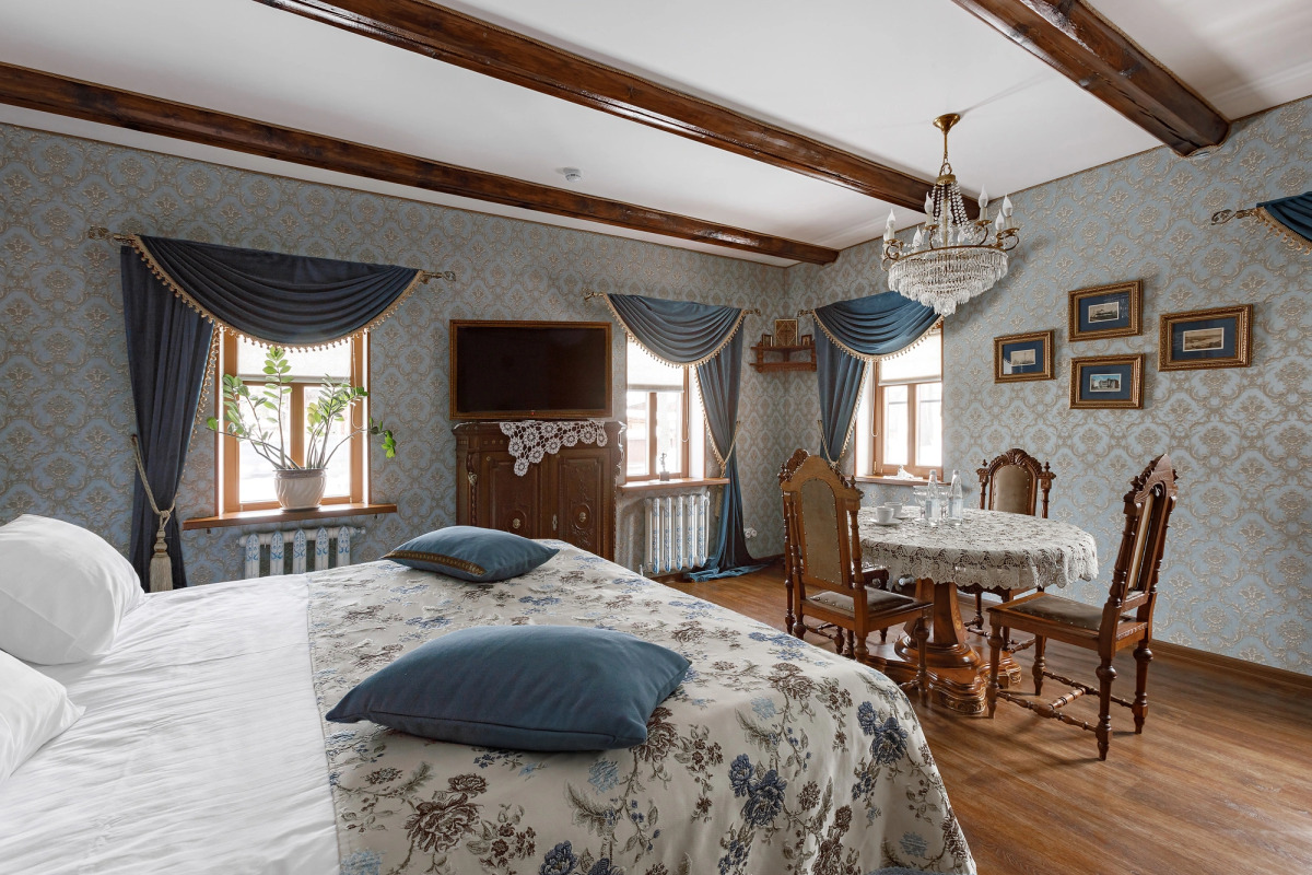 Отель Империал