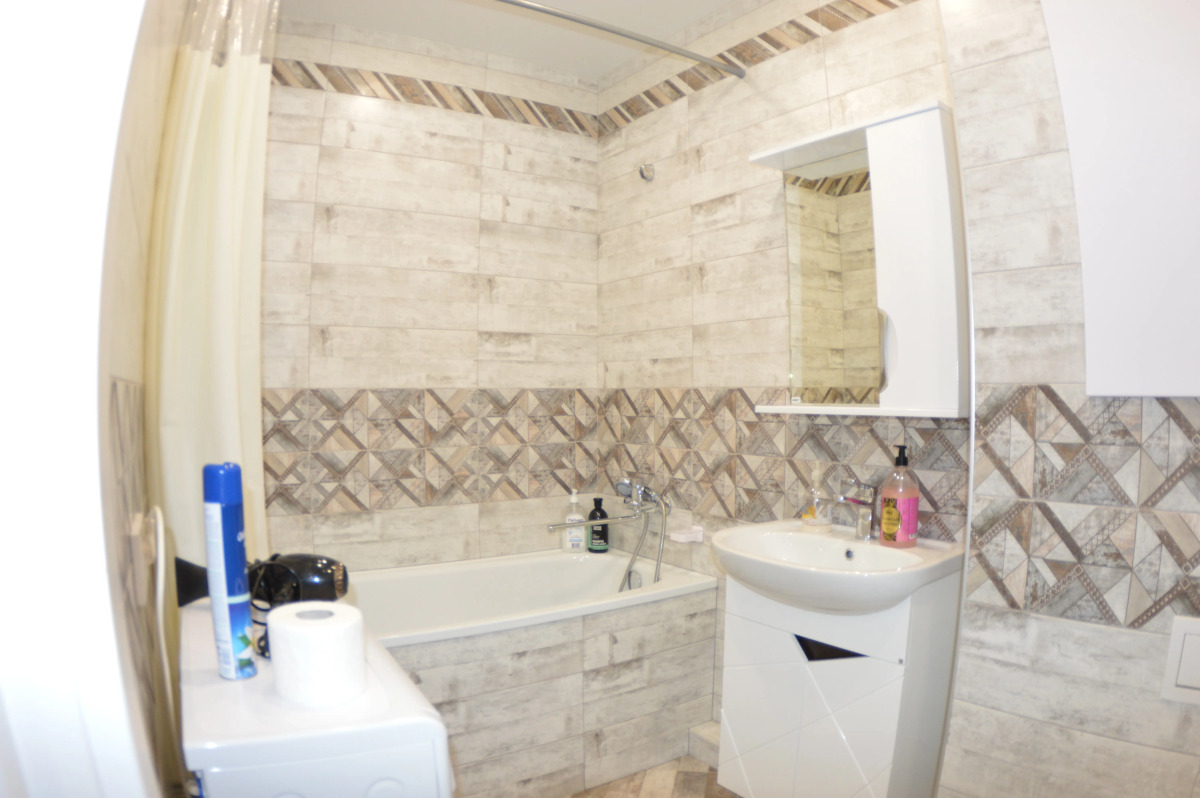 Апартаменты Уютная двухкомнатная квартира на Верхней Дуброве