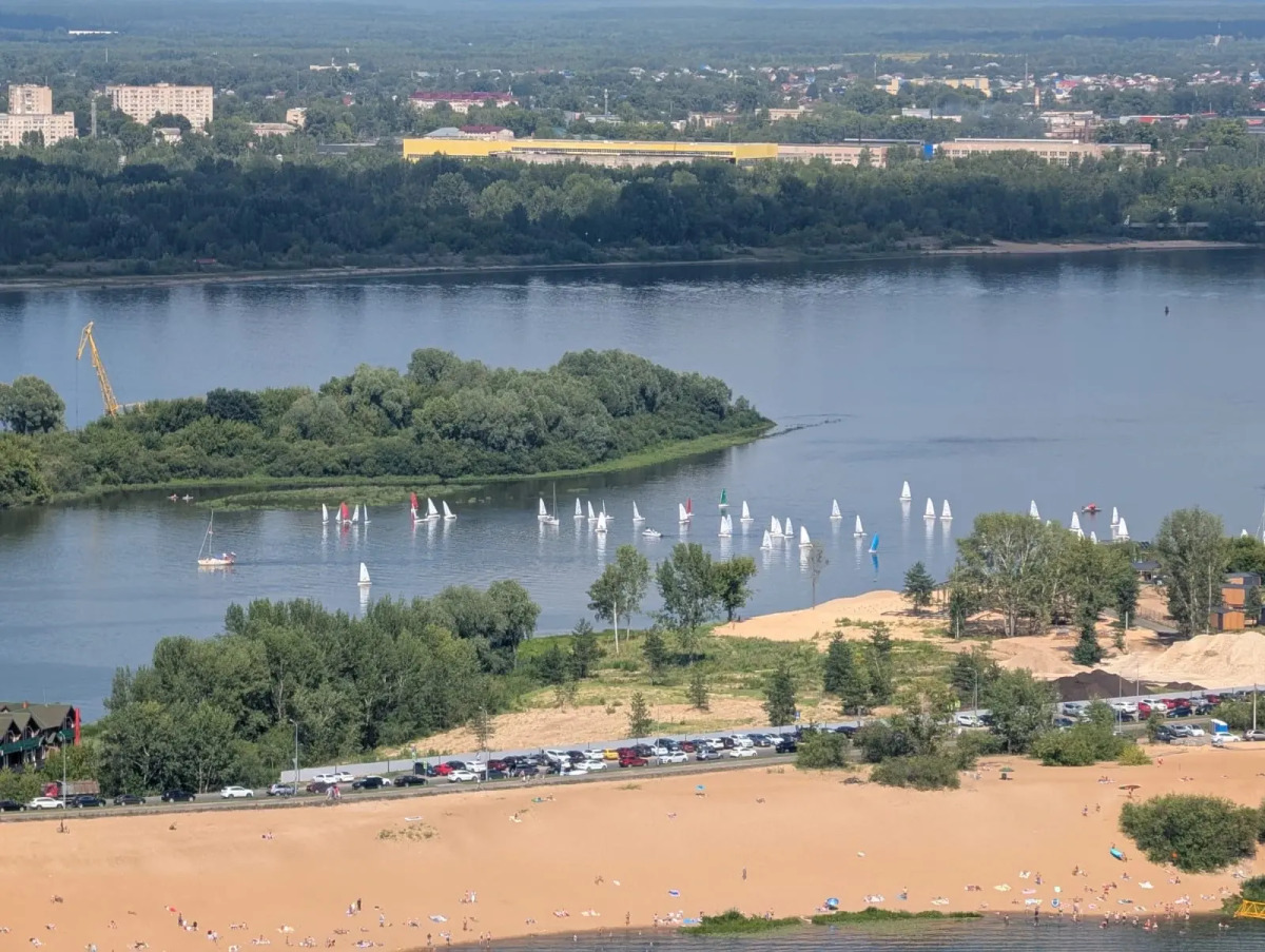 Квартира Волжский бриз Видовая 3-х комнатная на набережной в центре города
