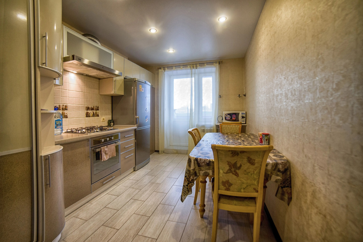 Апартаменты Матросова 16