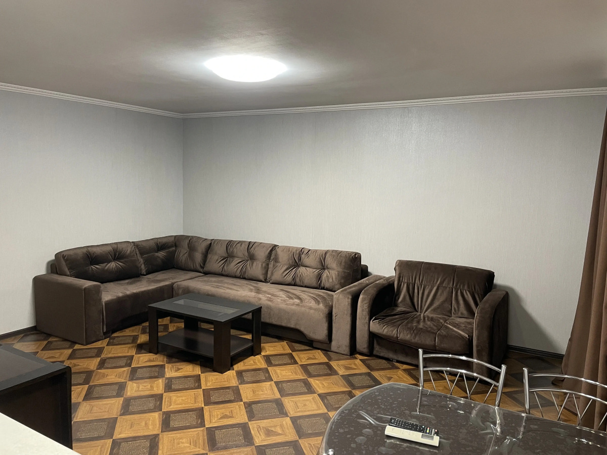 Апартаменты на Вардания 7