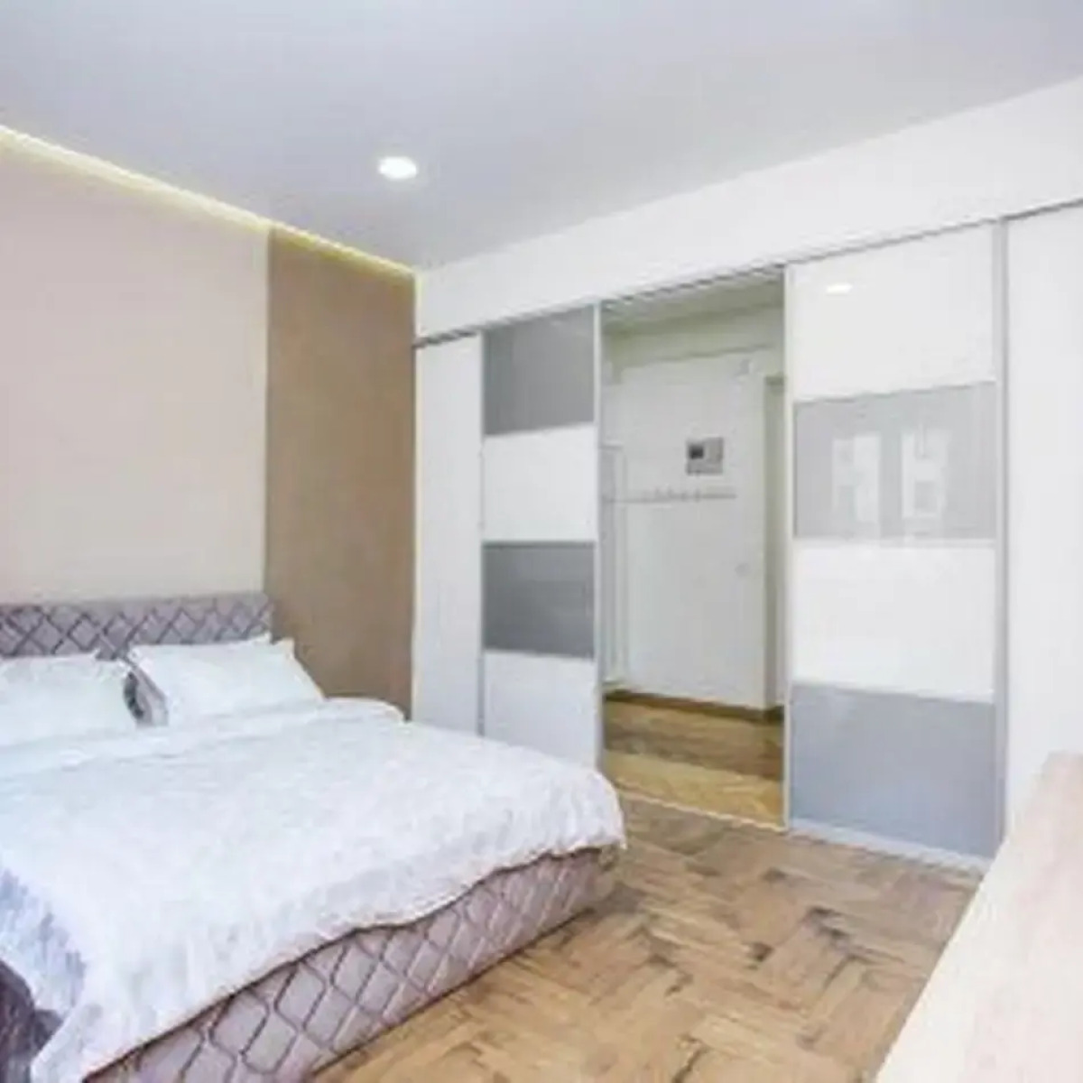 Квартира на Независимости 23