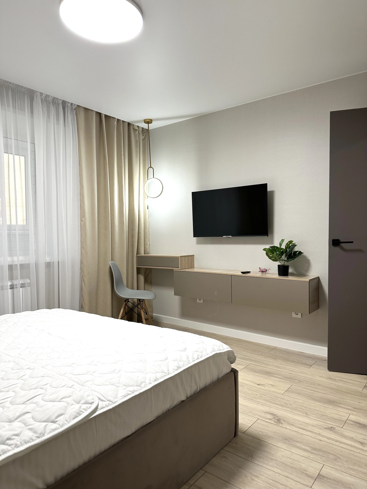 Апартаменты Современная DejaVu в Новом ЖК в Центре Города