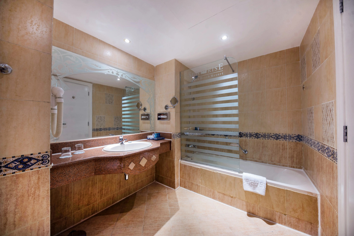 SUNRISE Garden Beach Resort