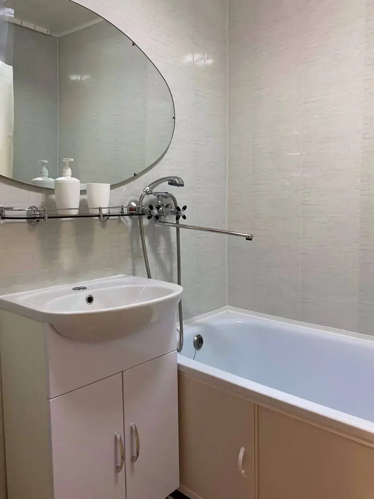 Апартаменты 3-х комнатные GoodNight Aparts