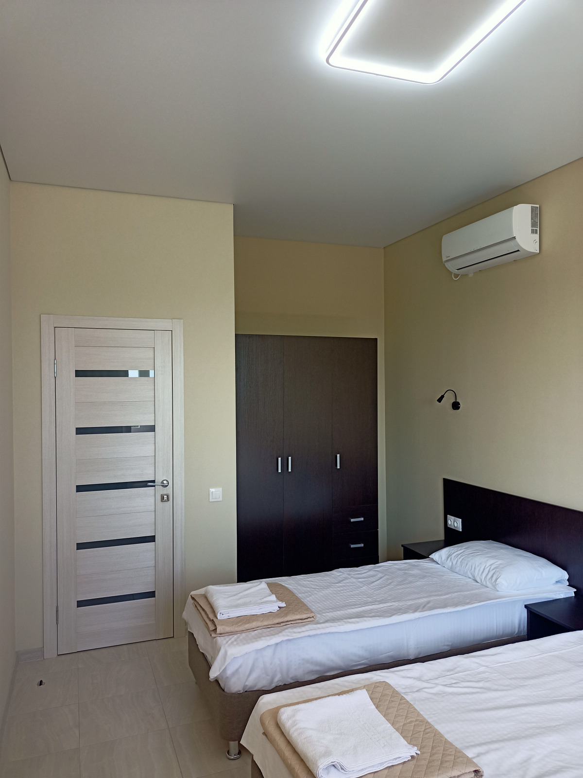 Курортный отель Sun Village