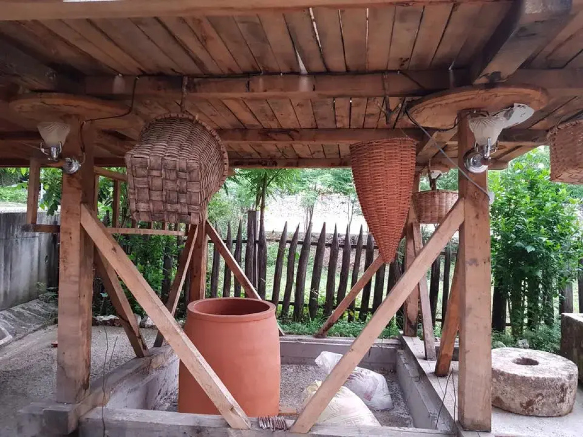 Отель Prometheus Gate