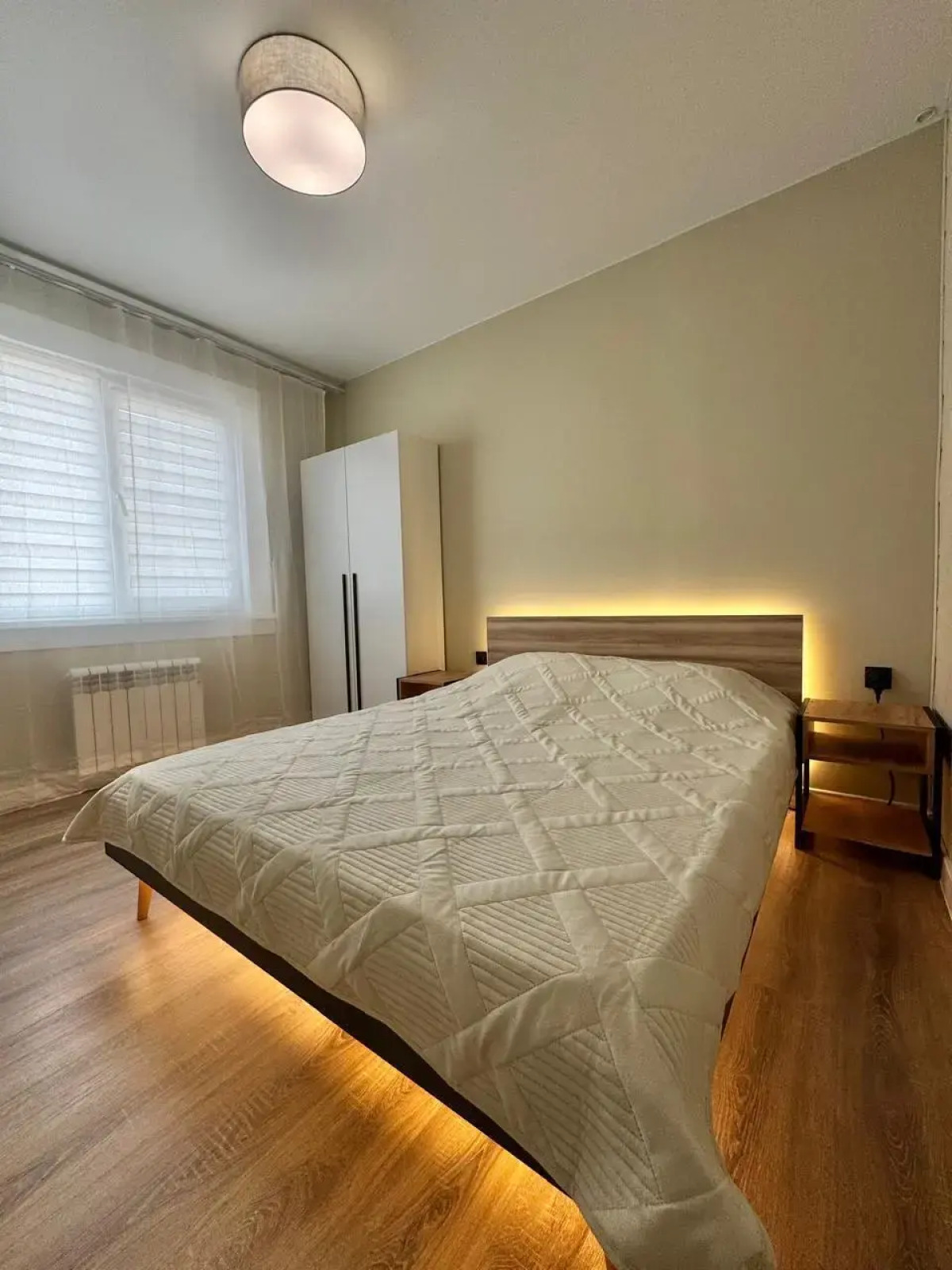 Частный дом с новым дизайнерским ремонтом и мебелью