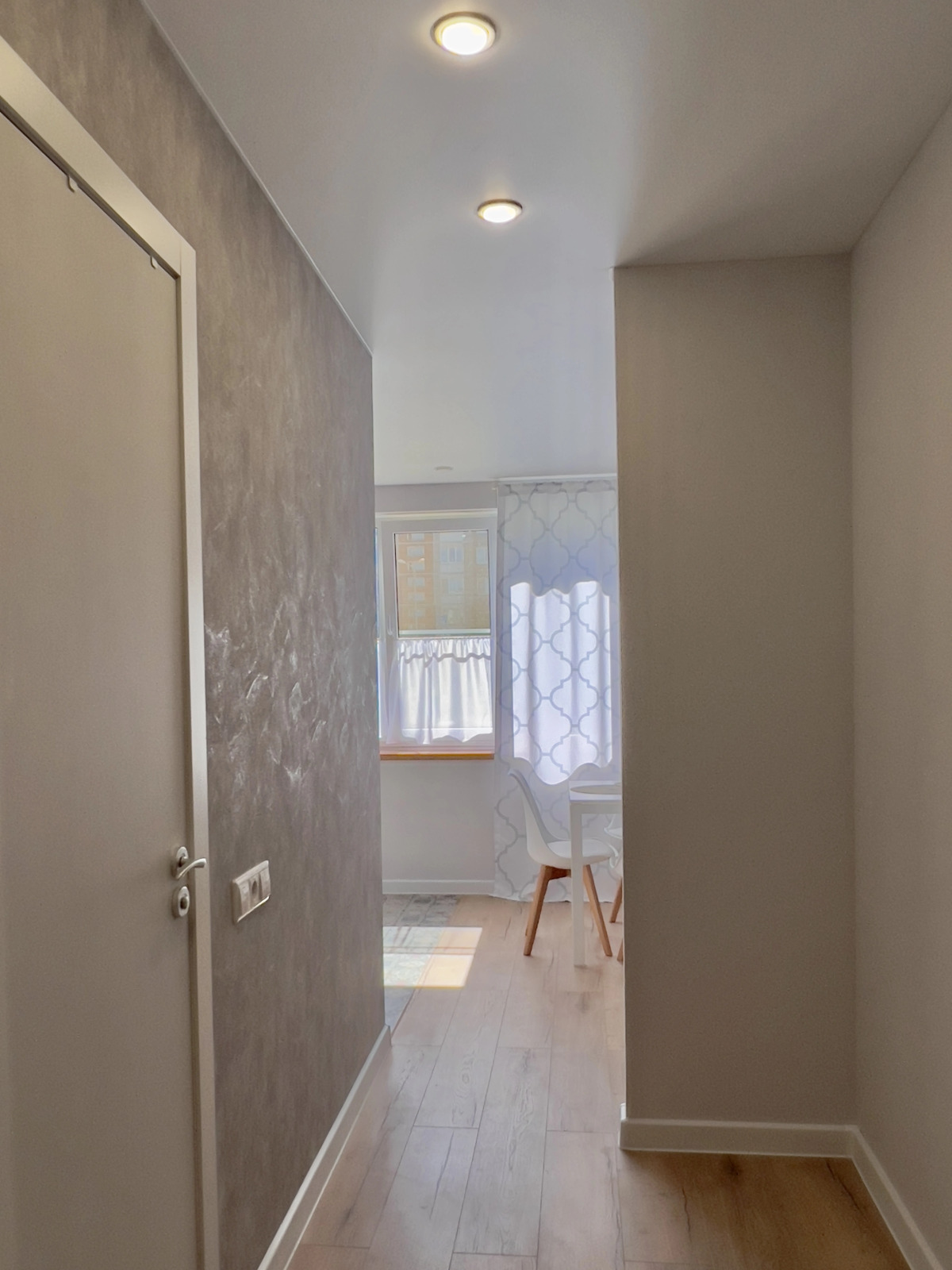 Квартира Атмосфера Уюта в Спальном Районе с Бесконтактным Заселением