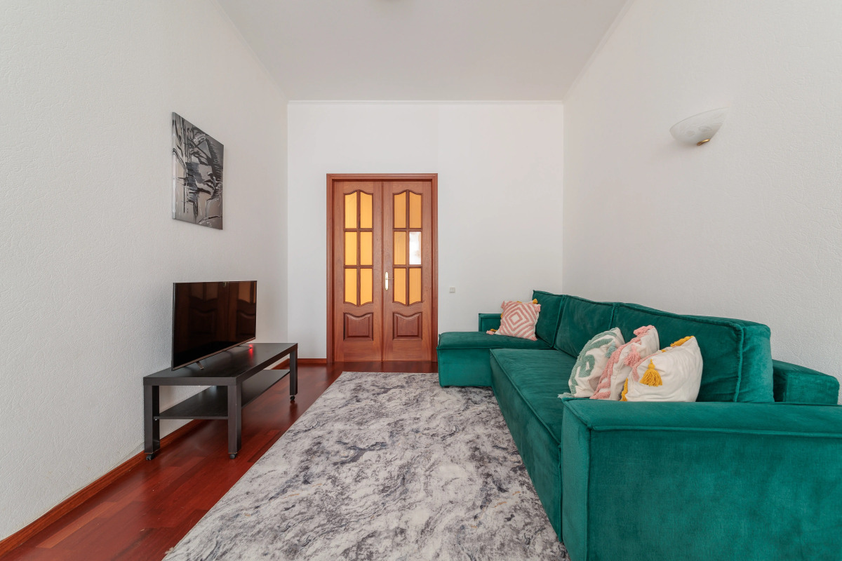 Квартира Уютная квартира на Мойке 32 DereMRents ДереМРентс