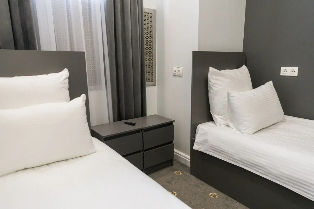 Отель Галерея