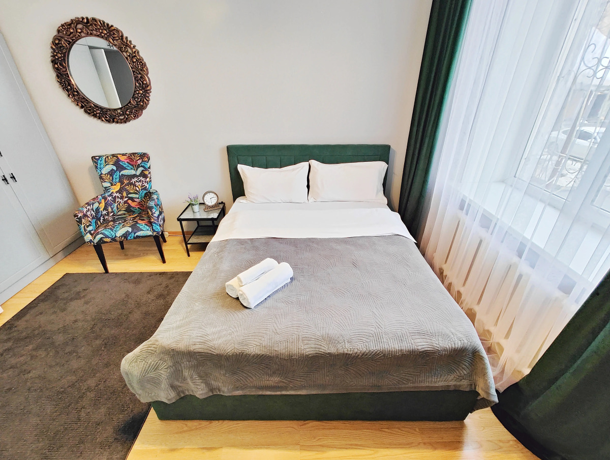 Апартаменты M.O.O.N. APARTMENTS Seifullina 500