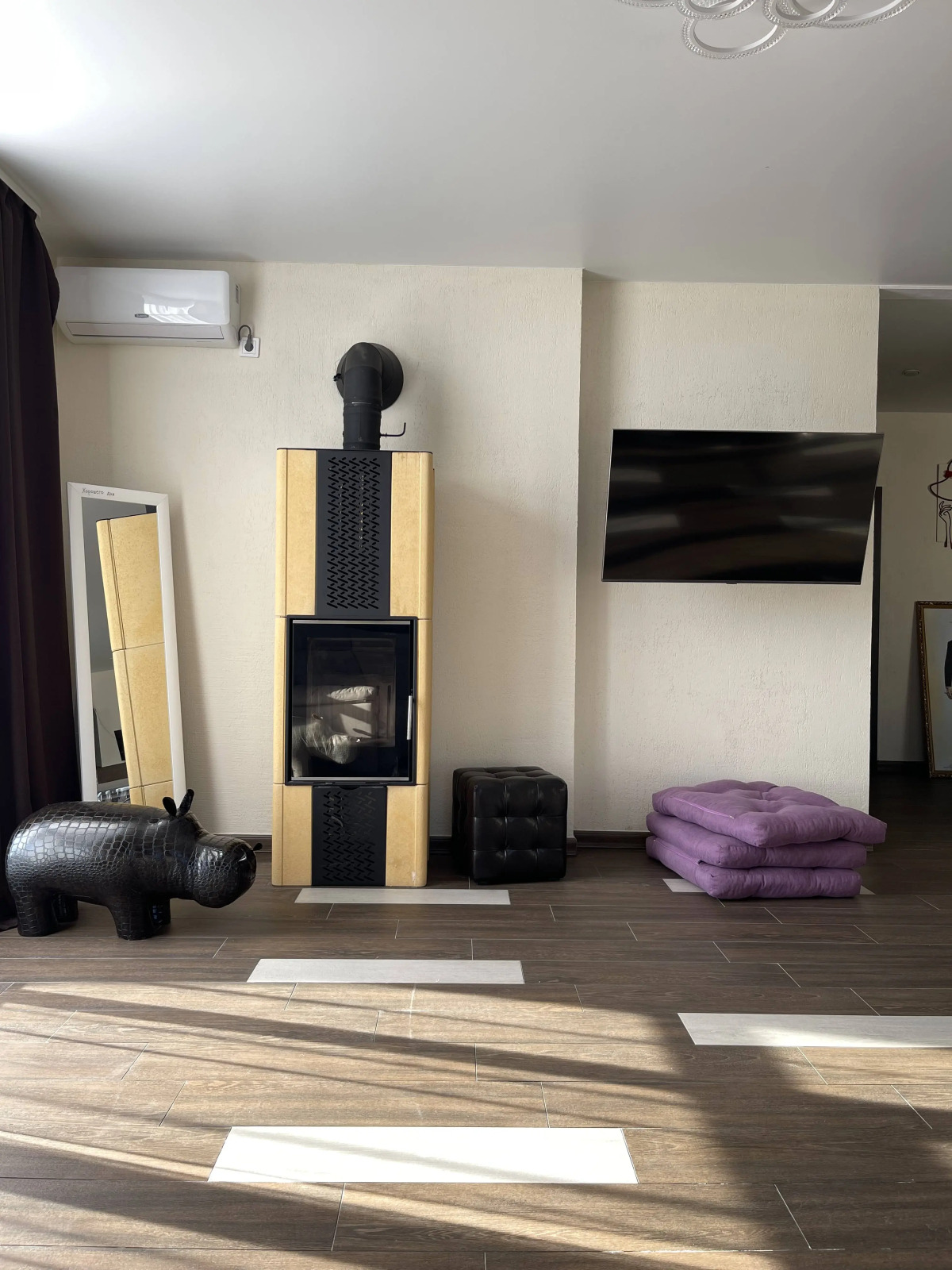 Вилла с бассейном и 5 мастер спальнями